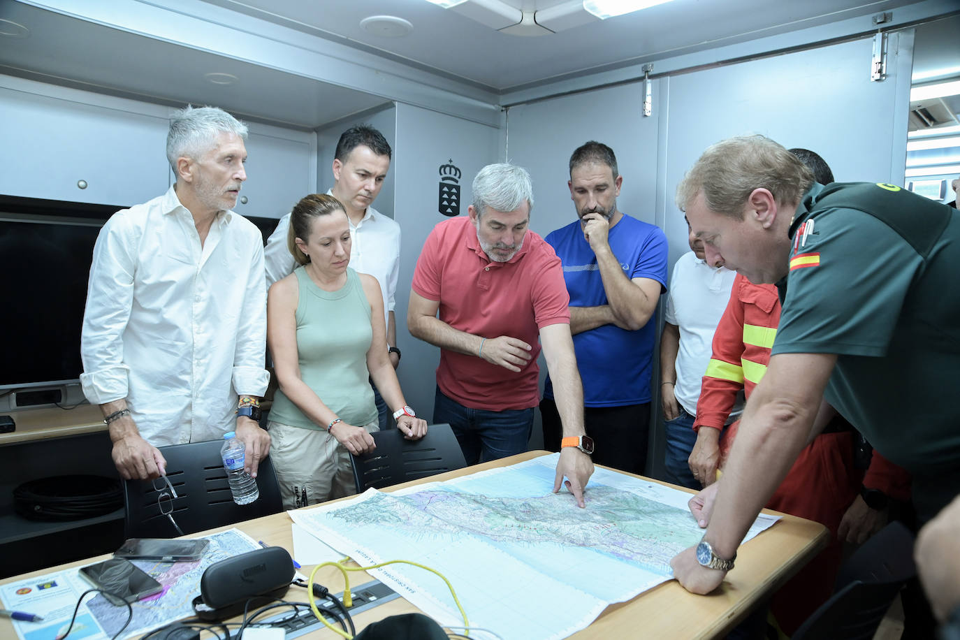 Marlaska visita Tenerife para conocer la evolución del incendio