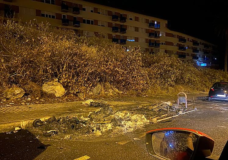 Imagen principal - Más imágenes de los incidentes. 