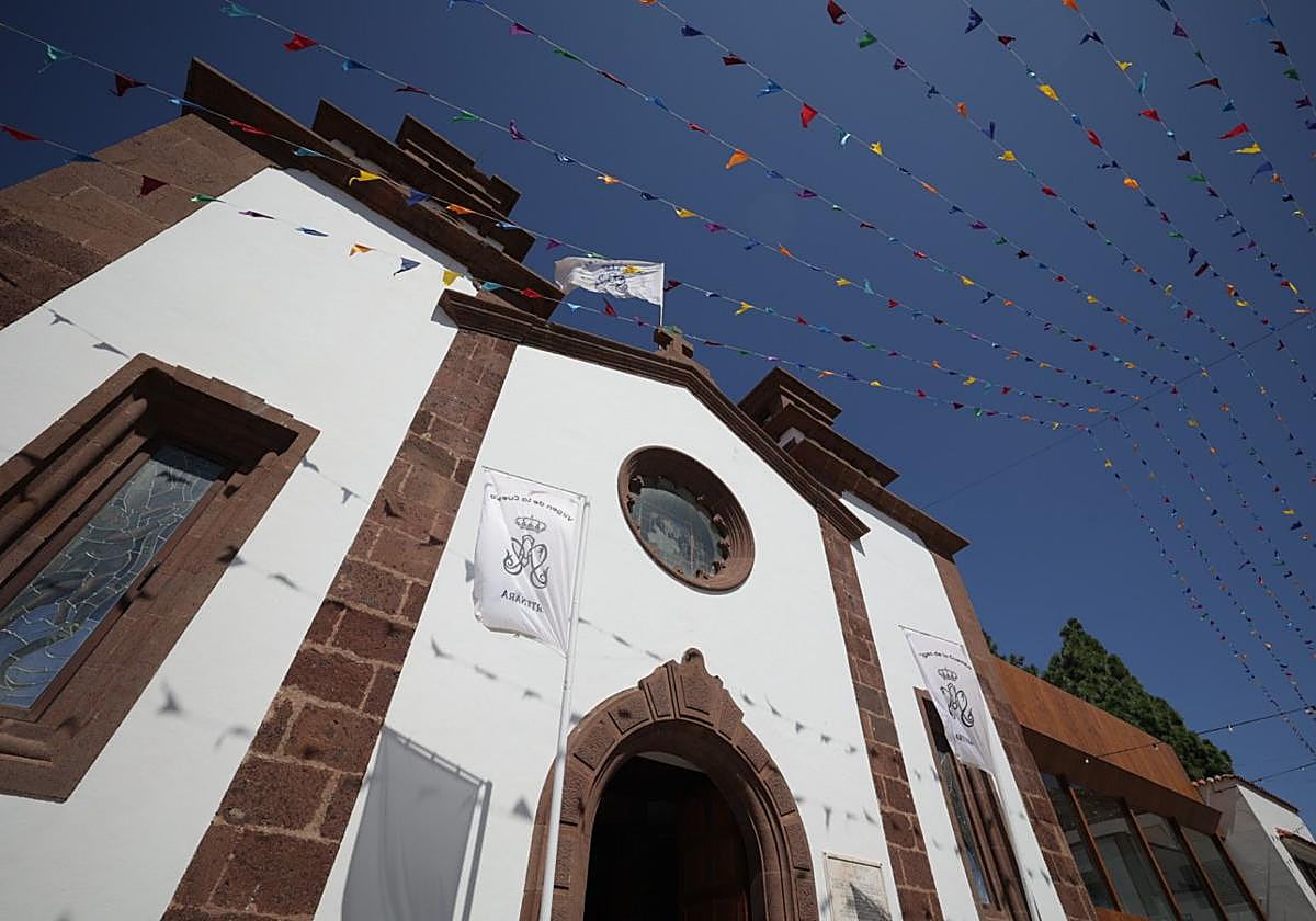 Artenara se viste de gala para la Virgen de la Cuevita