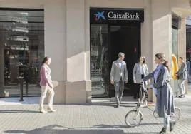 Oficina exterior CaixaBank.