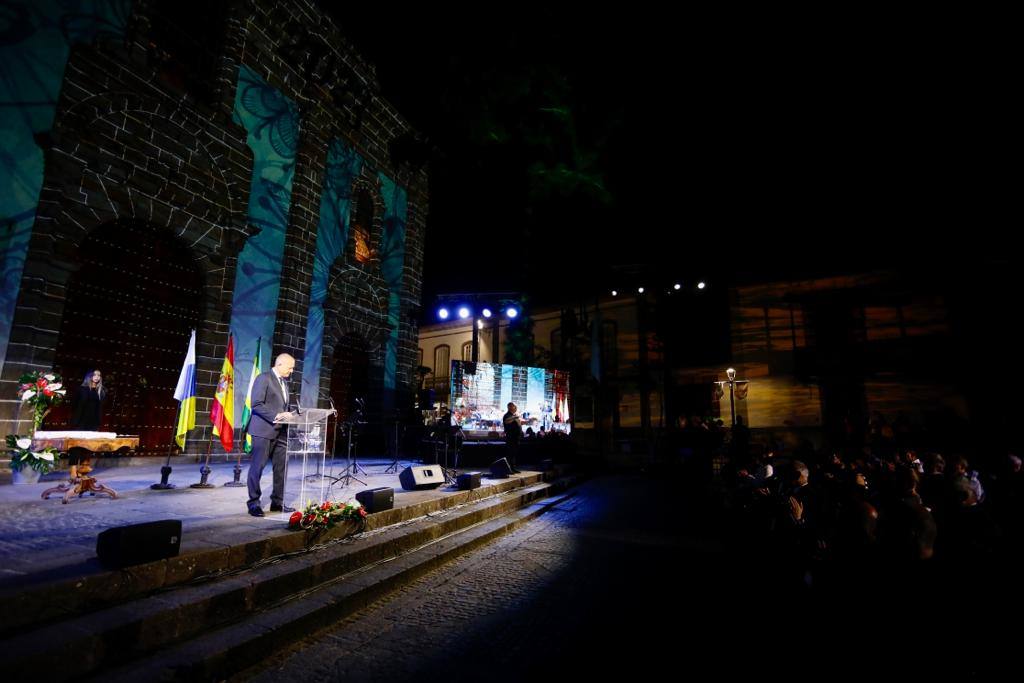 Noche de &#039;honores&#039; en Teror