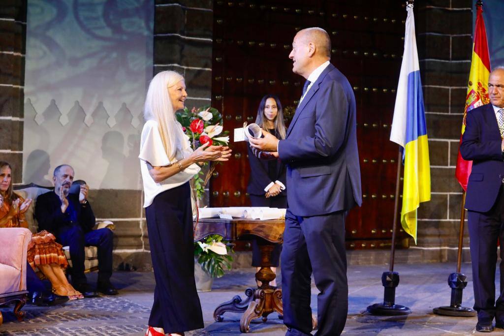 Noche de &#039;honores&#039; en Teror