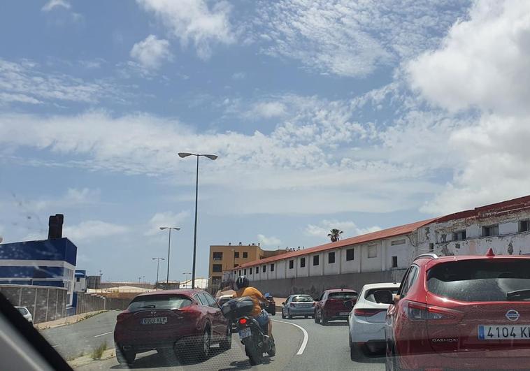 Colapso en la Autovía Marítima debido a un accidente
