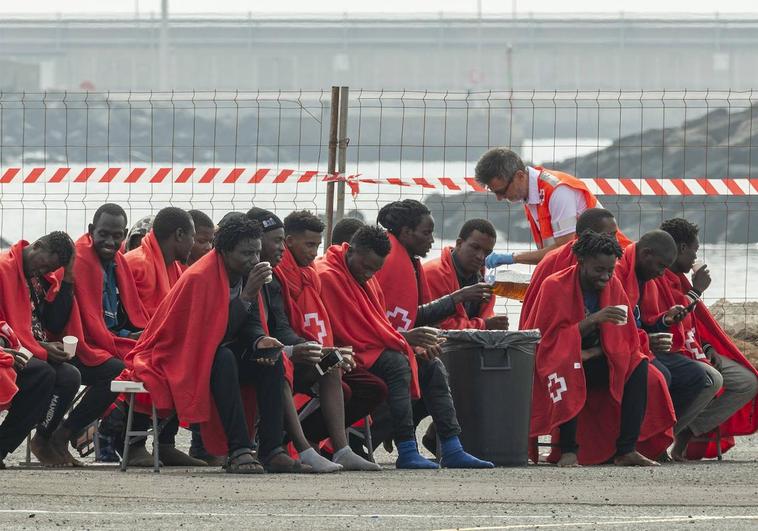 Más de 11.000 migrantes llegaron a Canarias en situación irregular