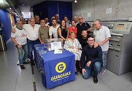 Los trabajadores de la compañía municipal de transportes mostraron su solidaridad con Estrella.