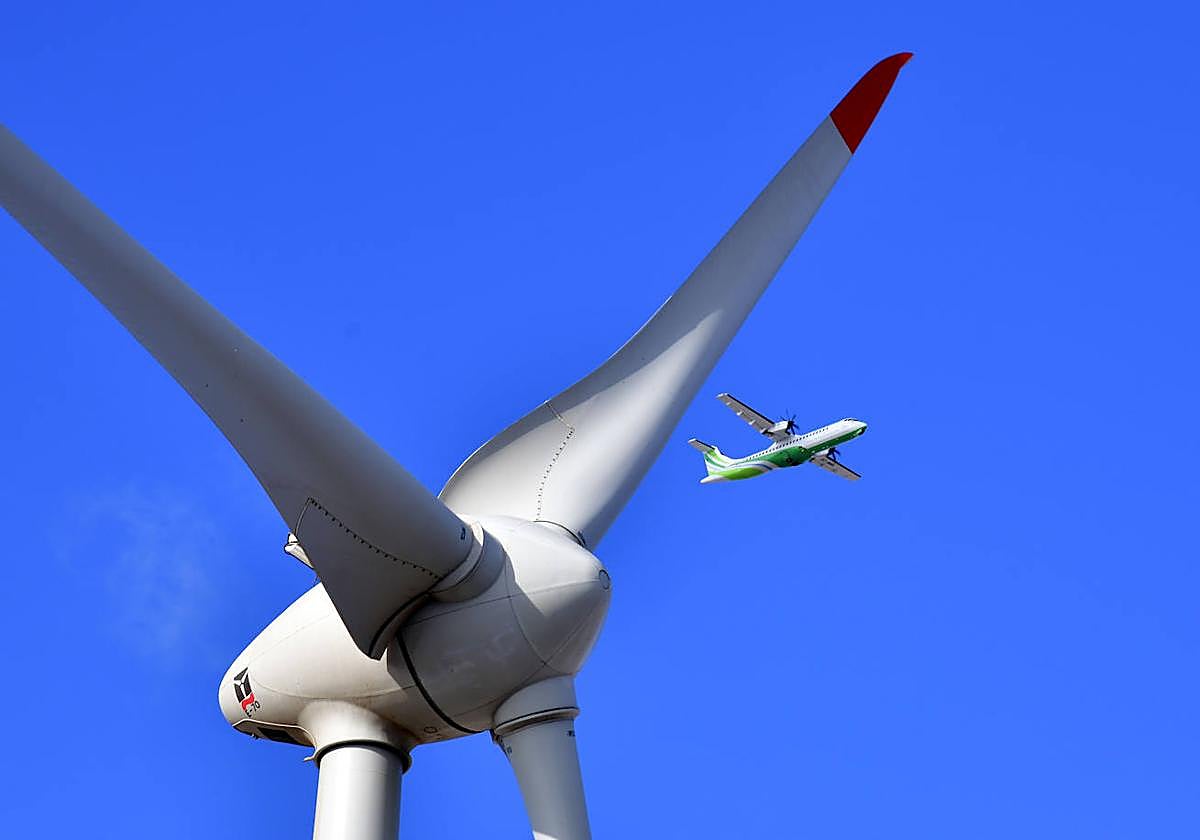 Binter lanza un 'Bintazo' para volar desde 24,60 euros a destinos nacionales e internacionales