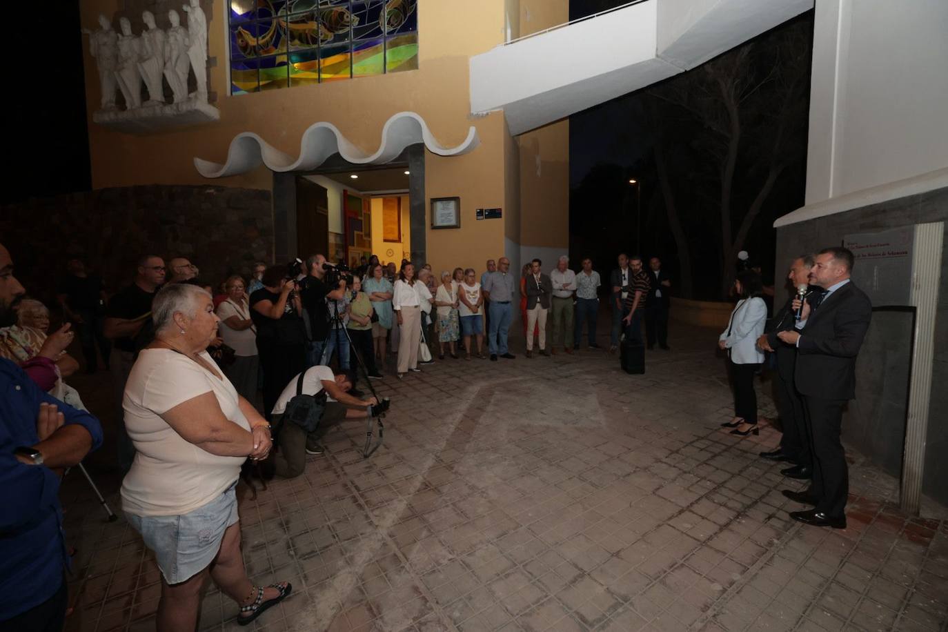 La nueva torre del campanario de Los Dolores, en imágenes