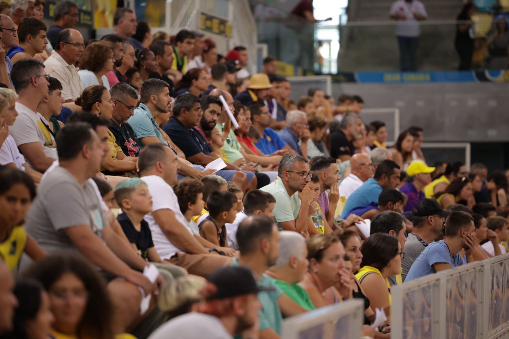 Puertas abiertas al espectáculo en el Arena