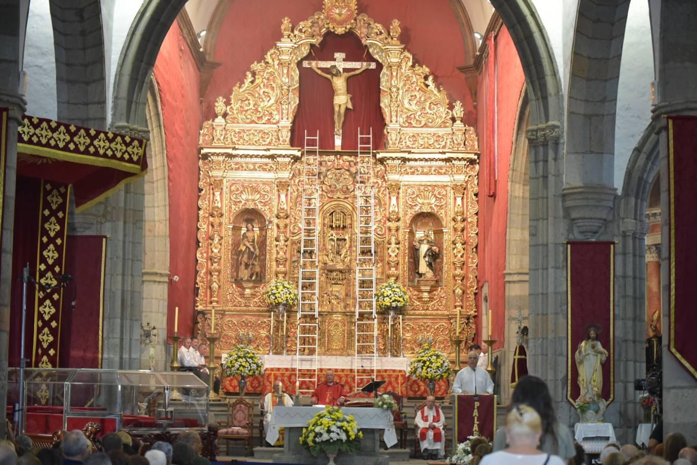 La Bajada del Santísimo Cristo de Telde, en imágenes
