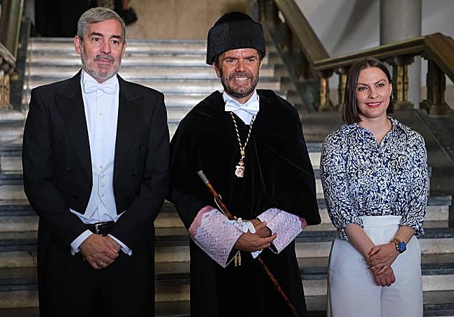 Fernando Clavijo, Francisco García y Migdalia Machín en el acto de apertura.