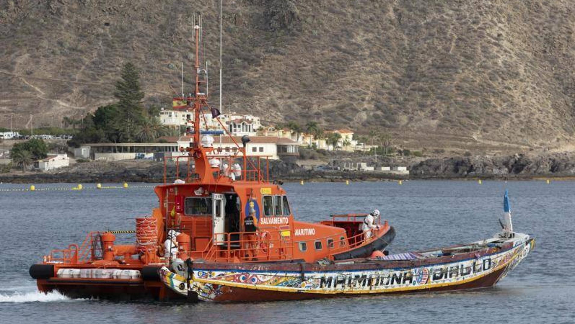 A canoe with 139 people on board is rescued in waters near Tenerife