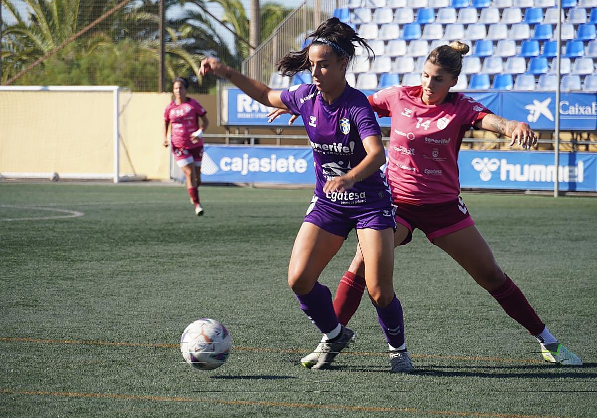 Imagen de un entrenamiento del conjunto tinerfeño.