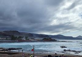 Imagen del tiempo de un día nuboso en El Puertillo en Arucas.