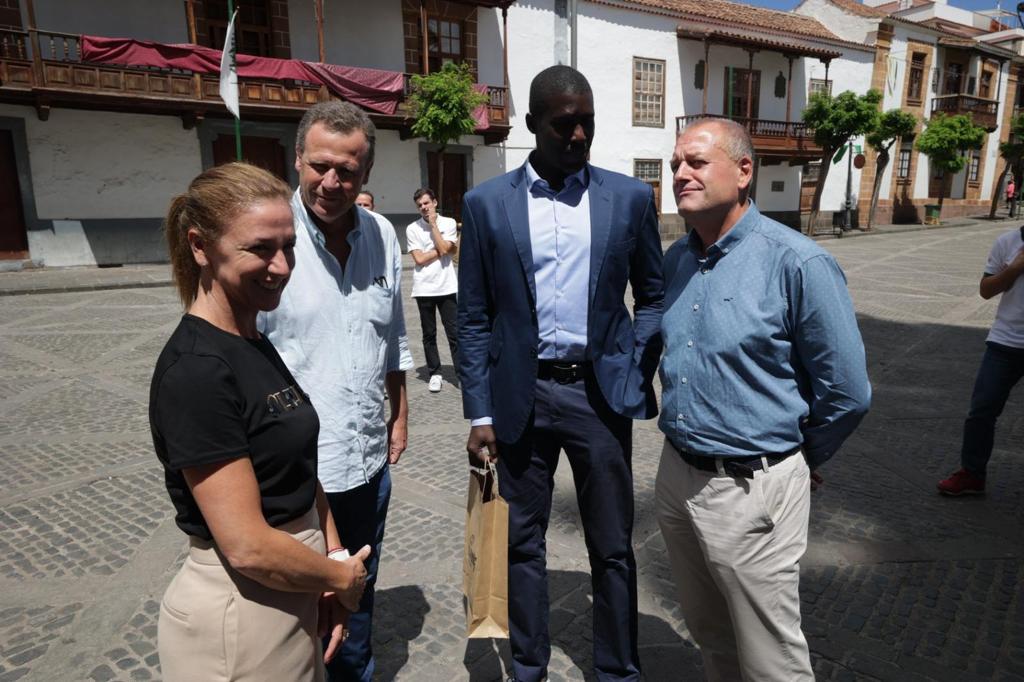 El CB Gran Canaria visita a la Virgen del Pino