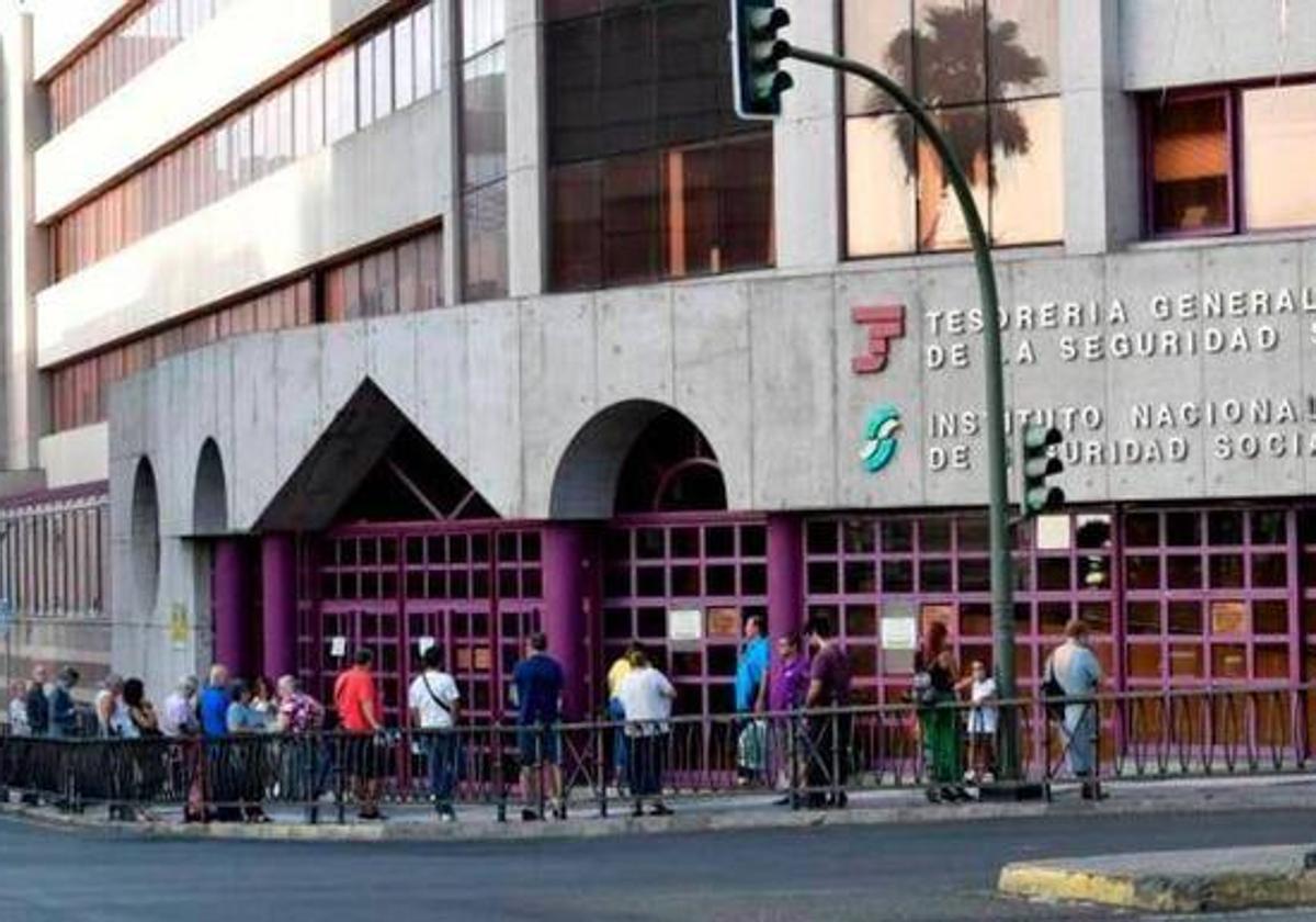 Canarias suma 826 afiliados extranjeros a la Seguridad Social en agosto