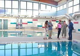 Miembros del Cabildo Insular visitan la nueva infraestructura.