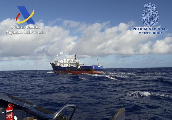 Operación internacional para interceptar un pesquero con una tonelada de cocaína cerca de Cabo Verde