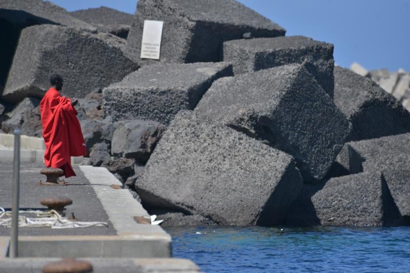 Imagen de archivo del puerto de La Restinga.