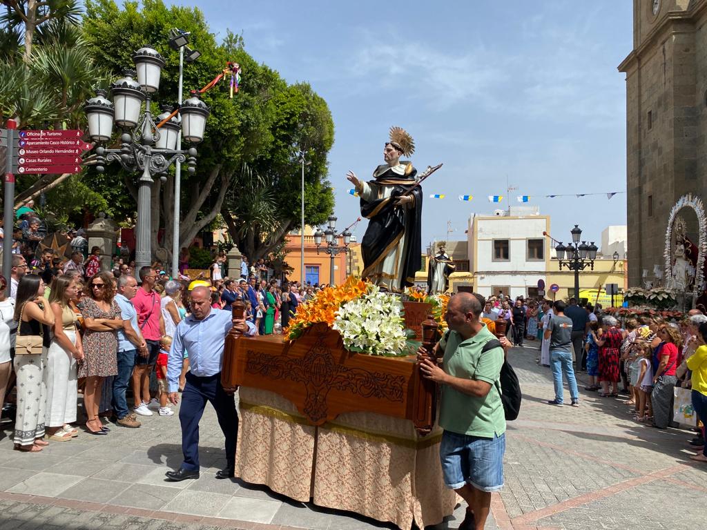 Agüimes celebra el día grande de las fiestas de la Virgen del Rosario
