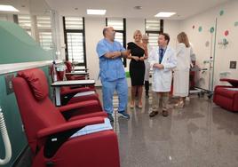Los pacientes hematológicos estrenan un hospital de día en el Doctor Negrín