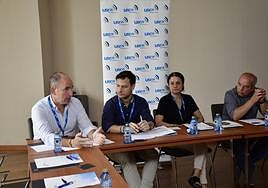 Los representantes de Usca, ayer en la rueda de prensa. El portavoz del colectivo en Canarias, José Feliú, a la derecha.