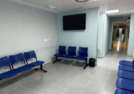 El Hospital recupera la sala de espera interna en Urgencias para familiares