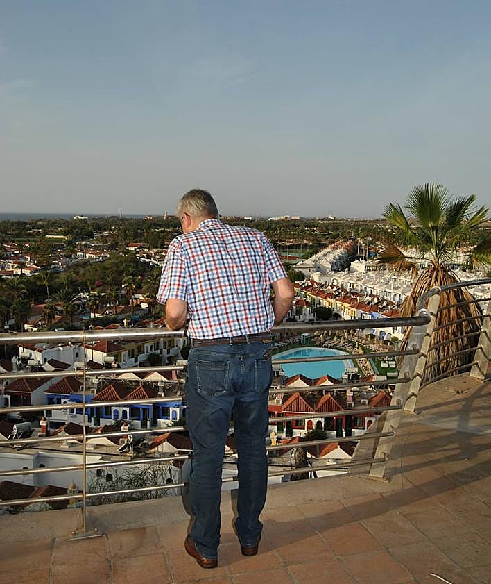 Imagen secundaria 2 - San Bartolomé desocupa y adecenta el Mirador del Campo Internacional
