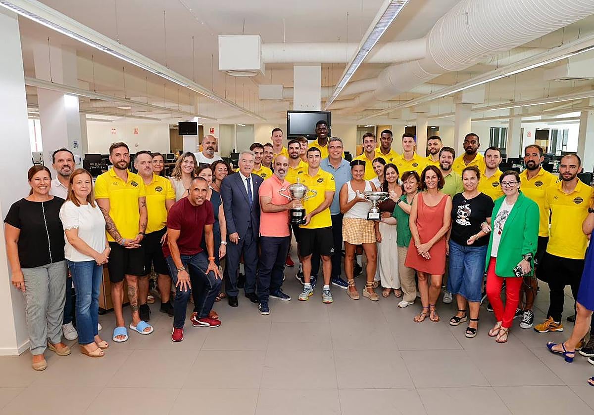 El campeón inicia su camino hacia la gloria