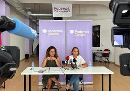 La secretaria de acción de políticas públicas de Podemos Canarias, Gemma Martínez y Noemí Santana, diputada en el Congreso por la circunscripción de Las Palmas.