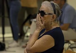 G.E.B.H., la mujer acusada de inyectar silicona líquida subcutánea.