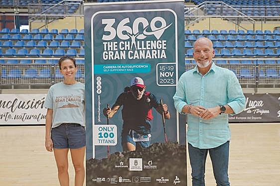 Wendy Cruz, directora de 360º The Challenge Gran Canaria, y Julio Ojeda, Primer teniente de alcalde y concejal de Deportes y Juventud de Santa Lucía de Tirajana.