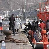 Migraciones busca emplazamientos por la península ante la crisis migratoria de Canarias