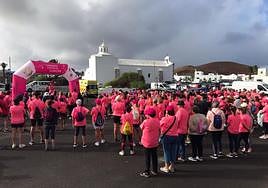 Participantes al inicio de la marcha.