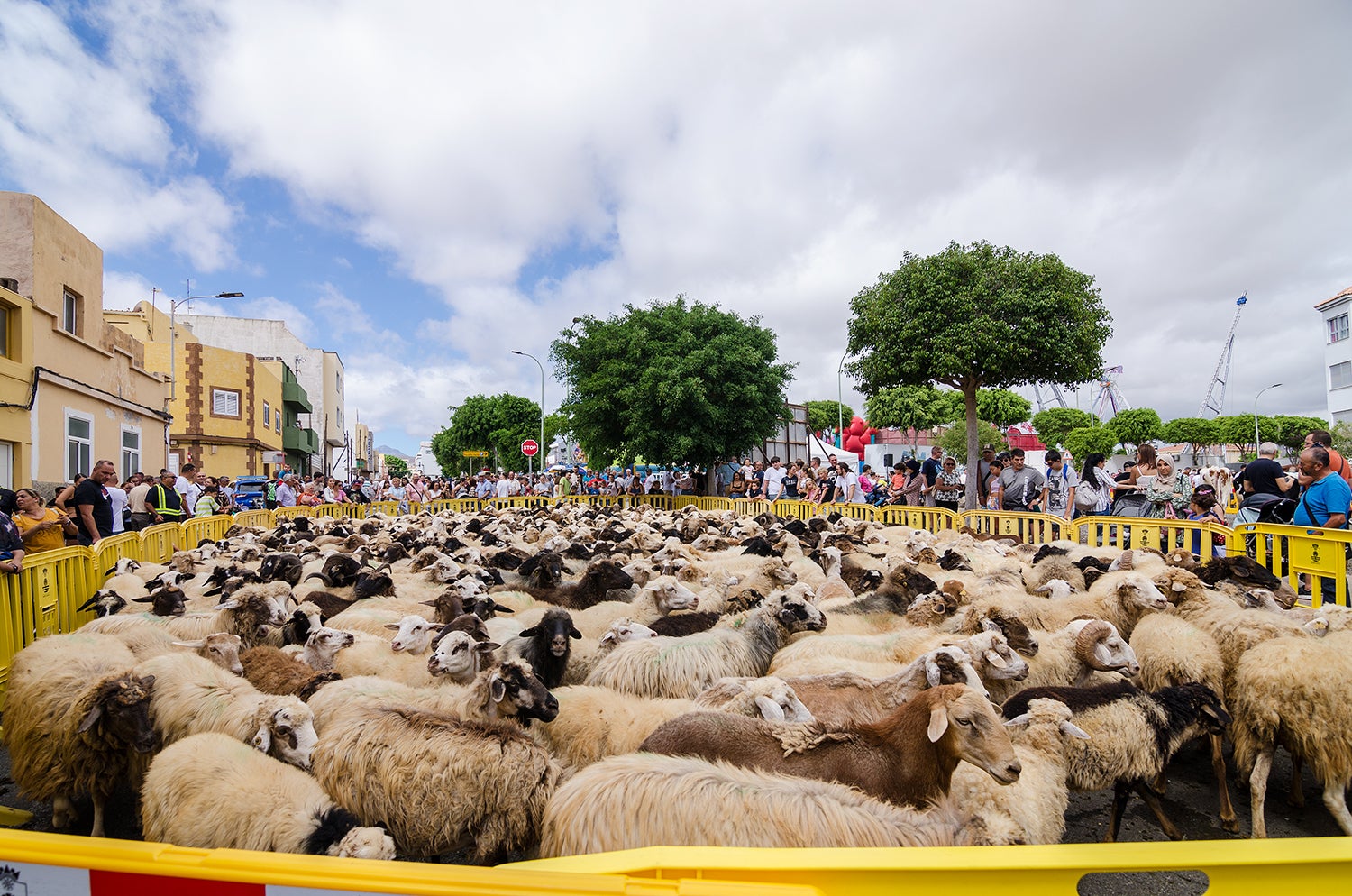 Santa Lucía de Tirajana honra a su copatrón, a San Rafael
