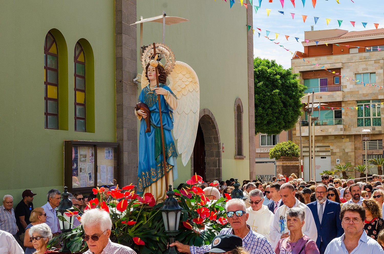 Santa Lucía de Tirajana honra a su copatrón, a San Rafael