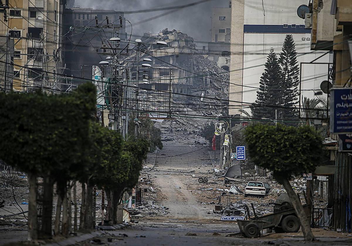 Daños causados en Gaza por los ataques.