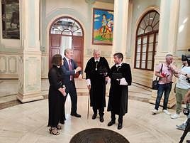 Los rectores de la ULPGC y la ULL junto al presidente canario, Fernando Clavijo, y la consejera de Universidades, Migdalia Machín.