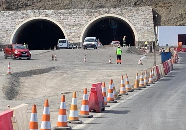 Imagen de las obras de los túneles de la carretera de La Aldea.