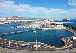 Vista de la zona portuaria de la capital.