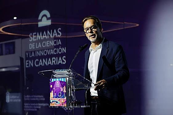 El viceconsejero de Universidades e Investigación, Ciro Gutiérrez, presentando la 19ª edición de las Semanas de la Ciencia y la Innovación.