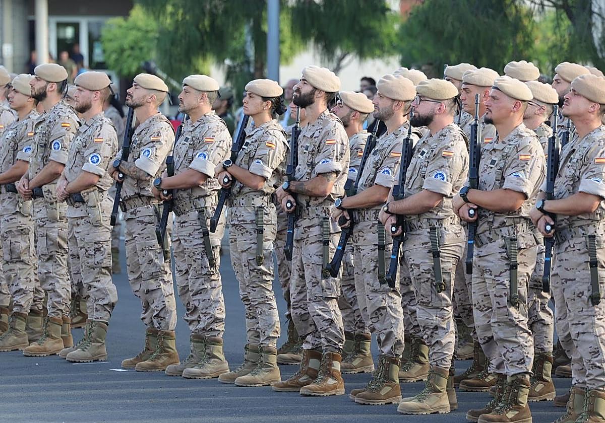 Acto de despedida del Contingente de la Operación Apoyo a Irak, en imágenes