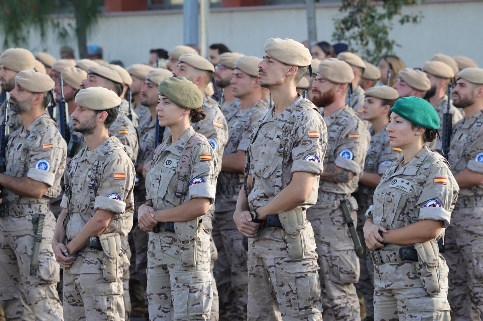 Acto de despedida del Contingente de la Operación Apoyo a Irak, en imágenes