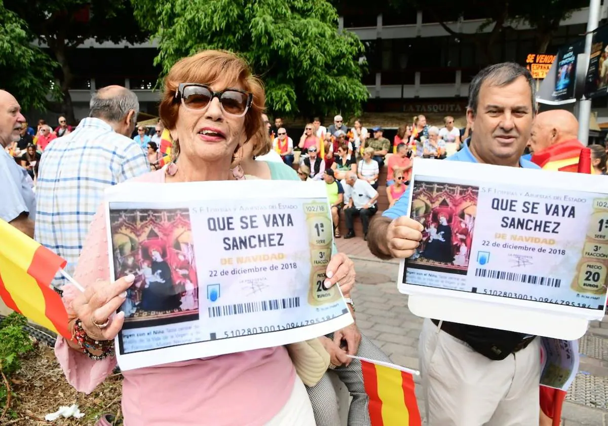 The popular Canarians mobilize against Sánchez