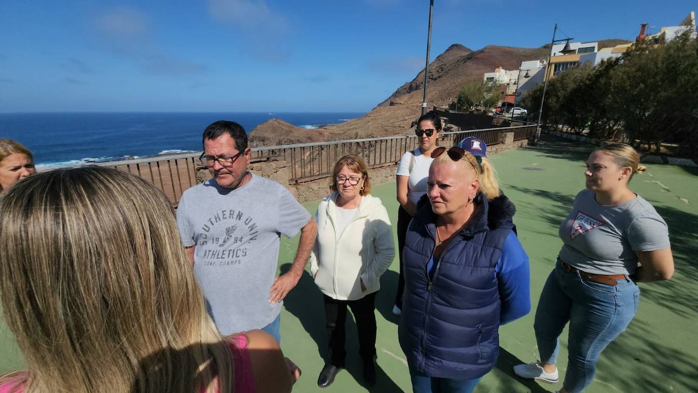 La familia del desaparecido en El Confital no se rinde