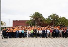 Imagen de un encuentro del Cabildo con los cuerpos municipales de Protección Civil.