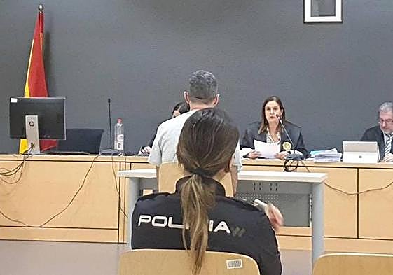 El encausado, R.G.R., en el juicio celebrado en la Audiencia Provincial.