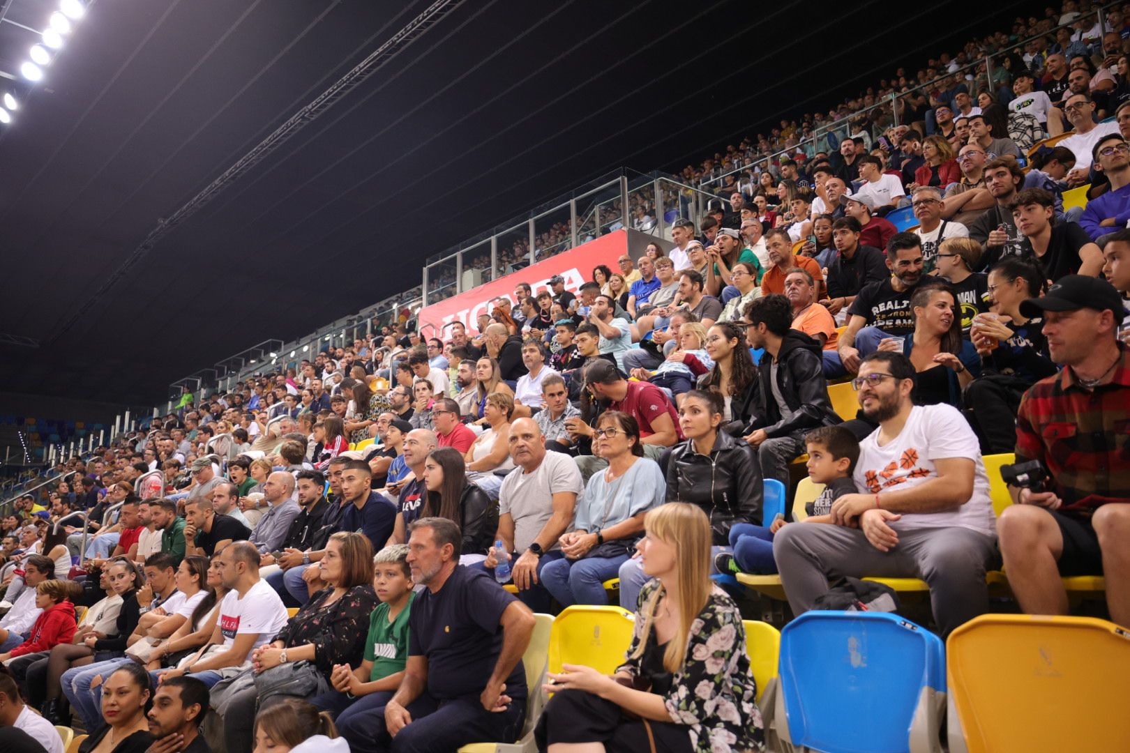 Las maniobras imposibles del Lleides Freestyle Show triunfan en Gran Canaria