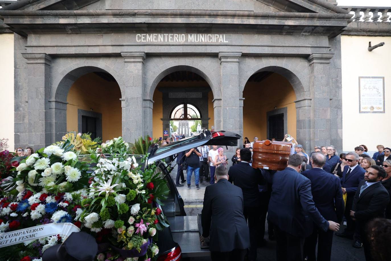 Último adiós a Jerónimo Saavedra