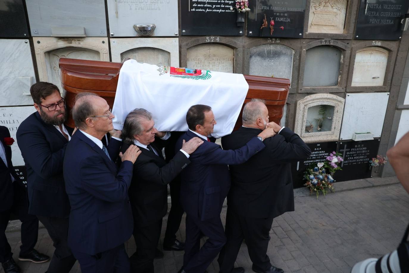 Último adiós a Jerónimo Saavedra