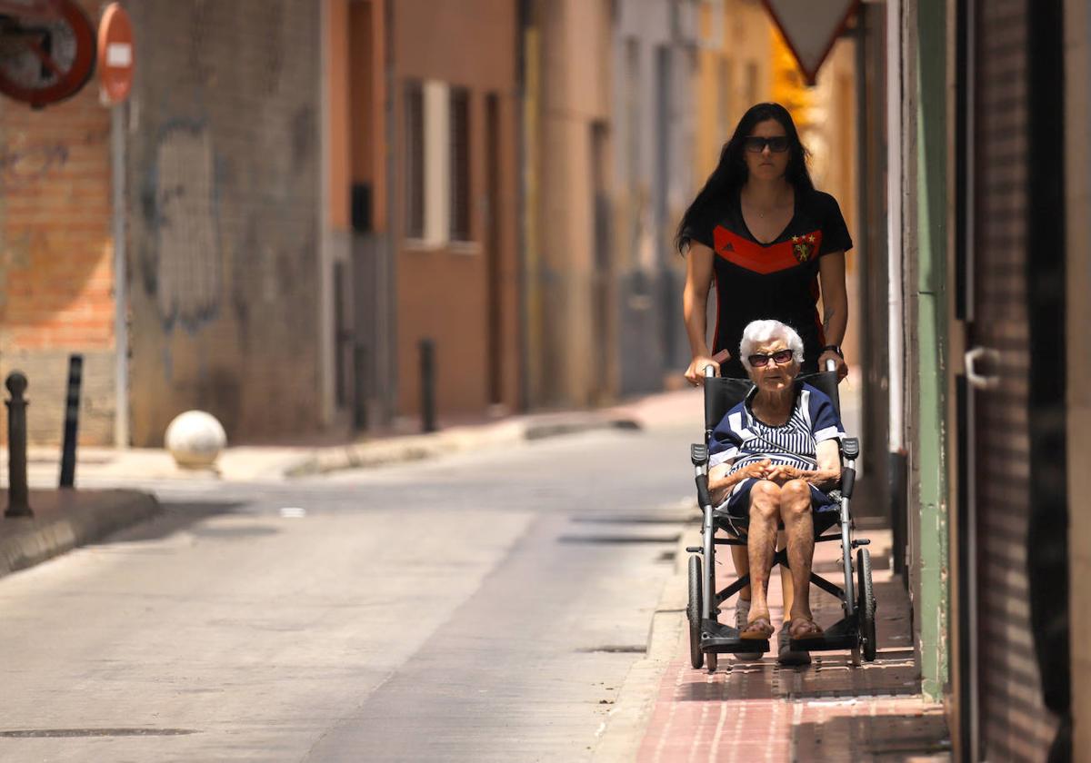 La geriatría, la gran ausente del sistema público de salud de Canarias